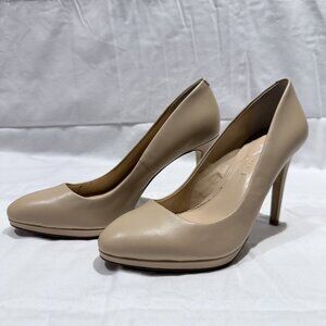 Banana Republic Kelsey Pump Heels Size 6 Beige Nude Leather High Heel Shoes